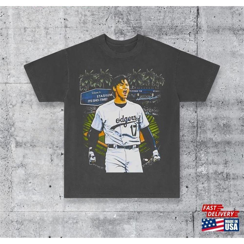 Shohei Ohtani Cheering  Shotime Los Angeles Baseball Dodgers Tshirt